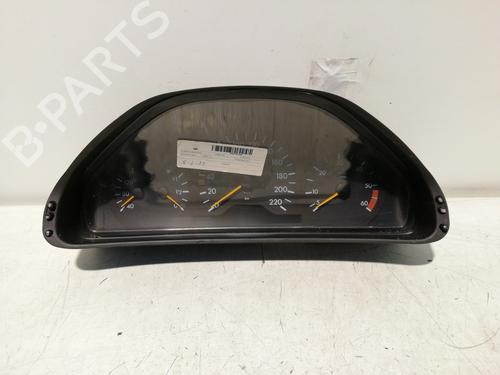 Used Instrument cluster MERCEDES-BENZ 124 Saloon (W124) 250 D (124.125) (94 hp) 25460245
