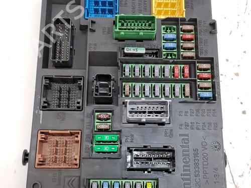 Used Fuse box PEUGEOT 308 II (LB_, LP_, LW_, LH_, L3_) 1.2 THP 130 (131 hp) 28141959