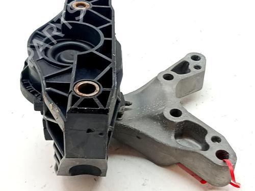 Used Engine mount PEUGEOT 2008 II (UD_, US_, UY_, UJ_, UR_, UC_) 1.2 PureTech 100 (USHNK) (101 hp) 32285849