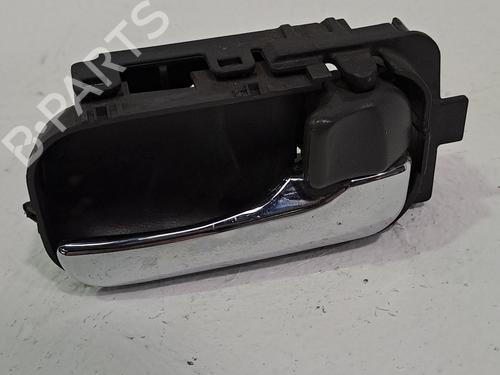 Used Front right interior door handle NISSAN X-TRAIL I (T30) 2.2 dCi 4x4 (136 hp) 23373345