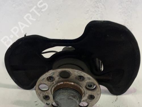 Used Right front steering knuckle Right front steering knuckle MERCEDES-BENZ C-CLASS (W204) C 200 CDI (204.001) (136 hp) 33766791 33766791