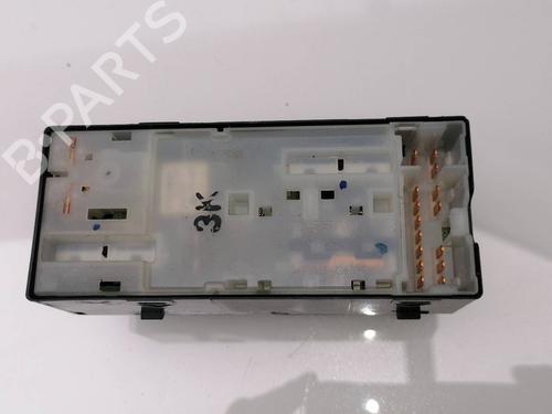 Used Left front window switch NISSAN NOTE (E12) 1.5 dCi (90 hp) 23405209