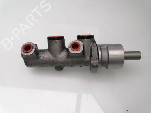 Used Brake master cylinder SMART FORTWO Cabrio (450) 0.7 (450.452) (61 hp) 27461632