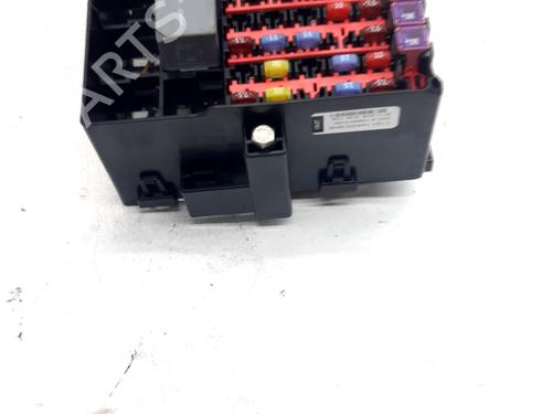 Used Fuse box Fuse box 38407851 38407851