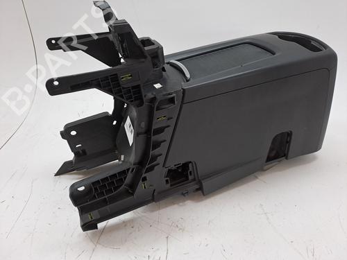 Armrest / Center console PEUGEOT 5008 (0U_, 0E_) 2.0 HDi 150 / BlueHDi 150 | BP23944351I20 