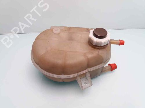 Used Expansion tank RENAULT MASTER II Van (FD) 2.5 D (80 hp) 23650259