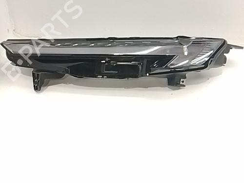 Used Right front fog light Right front fog light 37688226 37688226