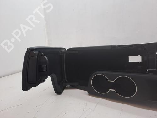 Armrest / Center console LEXUS IS III (_E3_) 300h (AVE30_, AVE30R) | BP23382670I20 