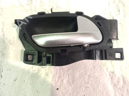 front-right-interior-door-handle-citroen-c5-iii-break-rw_-2008-2009-2010-2011-2012-2013-2014-2015-2016-2017-32107102 main image