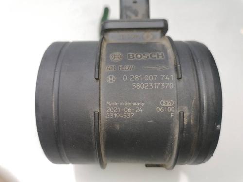 Mass air flow sensor IVECO DAILY VI Platform/Chassis 35S16, 35C16, 40C16, 42S16, 50C16, 60C16, 65C16, 70C16 | BP27461583M95 
