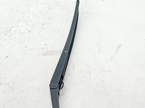 front-windshield-wiper-arm-kia-rio-iv-yb-sc-fb-2017-40551108 main image