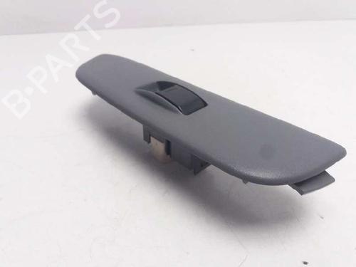 Right front window switch TOYOTA RAV 4 II (_A2_) 2.0 D 4WD (CLA20_, CLA21_, CLA20R, CLA21R) | BP23380761I26 