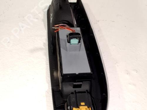 Left front window switch VW PASSAT B6 (3C2) 2.0 TDI 16V | BP36015854I27 - Image 2