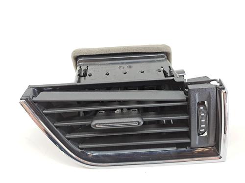 Used Air vent TOYOTA AVENSIS Saloon (_T27_) 2.0 D-4D (ADT270_, ADT270R) (126 hp) 23282841