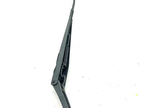 Front windshield wiper arm KIA SPORTAGE II (JE_, KM_) 2.0 CRDi | BP31801775C143