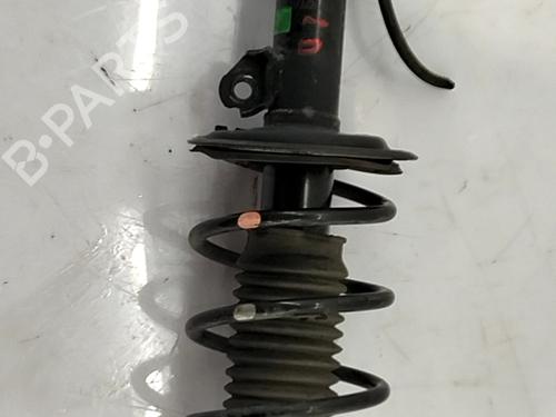 Used Right front shock absorber TOYOTA YARIS (_P13_) 1.5 (NSP131_) (112 hp) 31153604