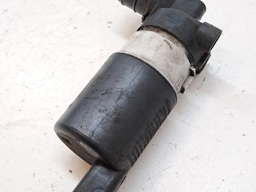 Used Washer pump RENAULT MEGANE III Grandtour (KZ0/1) 1.9 dCi (KZ0J, KZ0N, KZ1S) (131 hp) 27668739