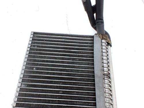 evaporador-de-ar-condicionado-ford-kuga-i-2008-2009-2010-2011-2012-36666600 main image