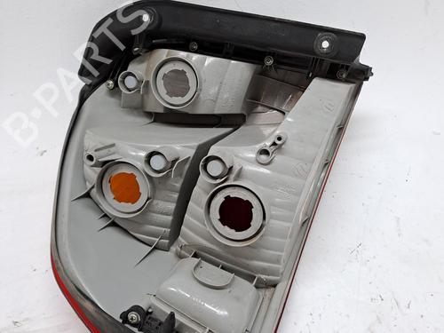 Right taillight HYUNDAI SANTA FÉ I (SM) 2.4 16V 4x4 | BP25998736C35 