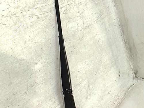 Used Front windshield wiper arm Front windshield wiper arm 37159468 37159468