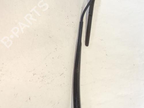 front-windshield-wiper-arm-toyota-rav-4-iii-_a3_-2005-2006-2007-2008-2009-2010-2011-2012-2013-2014-36318033 main image