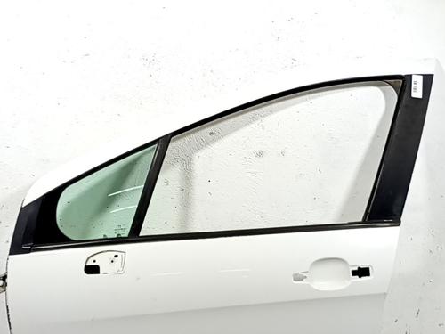 Dør venstre fortil Dør venstre fortil PEUGEOT 308 SW I (4E_, 4H_) 1.6 HDi (109 hp) 33761611 33761611