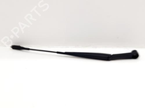 Used Front windshield wiper arm HYUNDAI i20 III (BC3, BI3) 1.0 T-GDI (101 hp) 32106132