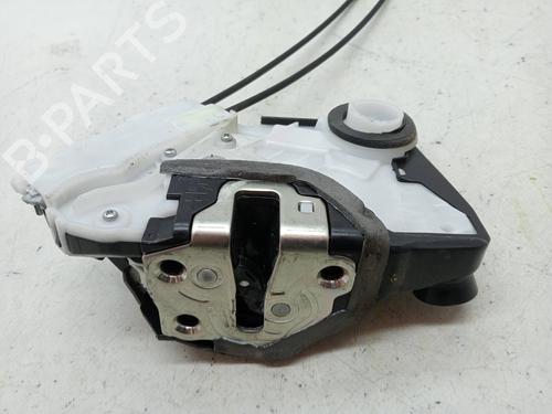 Front right lock TOYOTA YARIS (_P13_) 1.5 Hybrid (NHP130_, NHP130) | BP23351386C97 