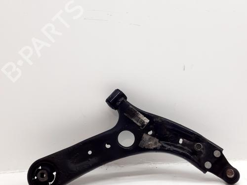Used Right front suspension arm KIA CEE'D (JD) 1.0 T-GDI (100 hp) 31874584