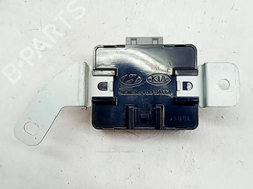 Electronic module KIA SORENTO II (XM) 2.0 CRDi | BP30898325M83