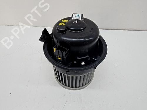 Used Heater blower motor OPEL CORSA F (P2JO) CORSA-e (68) (136 hp) 30622470