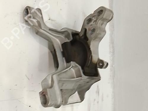 Used Engine mount Engine mount MAZDA 2 Hatchback (DL, DJ) 1.5 SKYACTIV-G M Hybrid (90 hp) 40548668 40548668