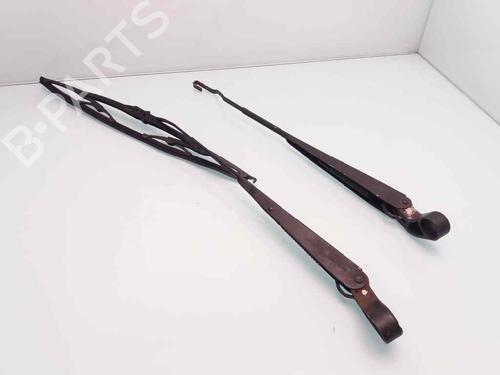 Front windshield wiper arm NISSAN CABSTAR E (TL_, VL_) 125.35, 125.45 (TL0, VL0) | BP25459228C143 