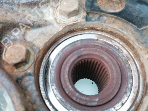 Left rear steering knuckle MITSUBISHI PAJERO IV (V8_W, V9_W) 3.2 DI-D (V88W, V98W) | BP23939629M27 