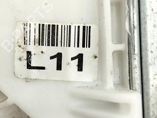 Left front window motor KIA STONIC (YB) 1.2 CVVT | BP38642206E21 - Image 2
