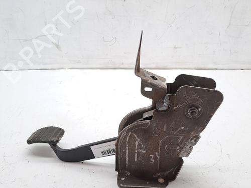 Used Break pedal DACIA DOKKER Box Body/MPV 1.5 dCi 75 / Blue dCi 75 (FEJW, FEAH) (75 hp) 27098605