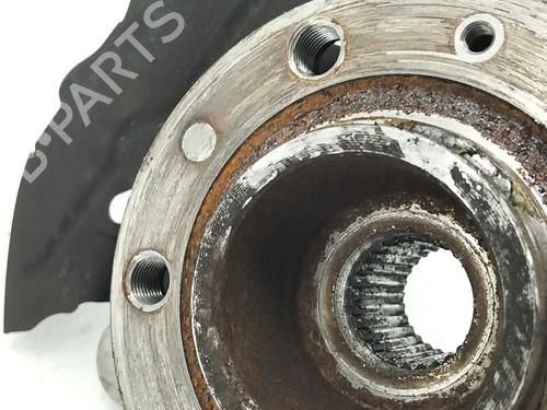 Used Right front steering knuckle Right front steering knuckle DS DS 4 II (FR_, FB_, F3_, FP_) BlueHDi 130 (FBYHZT) (130 hp) 35968490 35968490