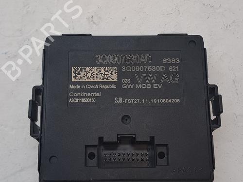 Elektronische module AUDI A3 Sportback (8VA, 8VF) 40 e-tron (204 hp) 27293042