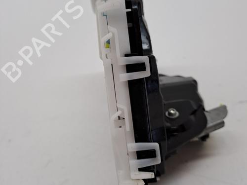 Front left lock TOYOTA YARIS (_P13_) 1.5 Hybrid (NHP130_, NHP130) | BP23287980C98 