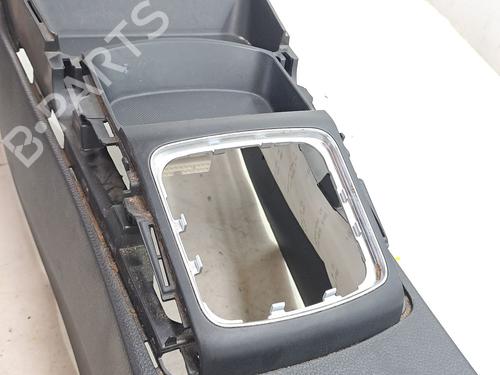 Middle console HYUNDAI i30 (GD) 1.6 CRDi | BP25457299I22 