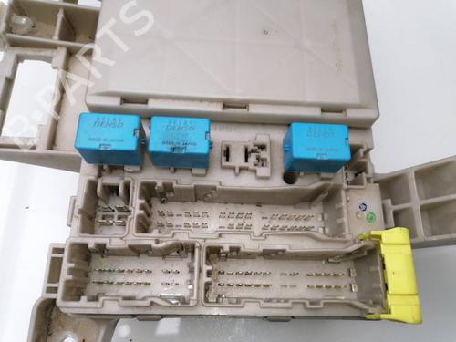 Used Fuse box TOYOTA LAND CRUISER 90 (_J9_) 3.0 D-4D 4WD (KDJ90_, KDJ95_, KDJ90W, KDJ95W) (163 hp) 23941333