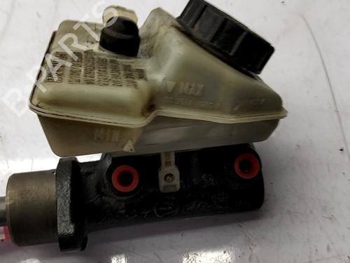 Hovedbremsesylinder VW TRANSPORTER T4 Bus (70B, 70C, 7DB, 7DK, 70J, 70K, 7DC, 7DJ) 1.9 TD (68 hp) 32108061