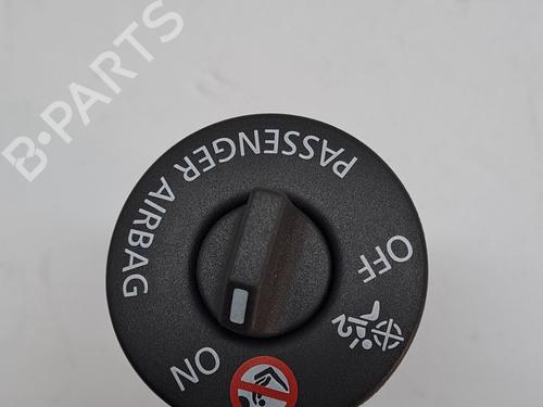 Capteur électronique RENAULT MEGANE IV Grandtour (K9A/M/N_) 1.3 TCe 140 (K9NB) (140 hp) 24188562