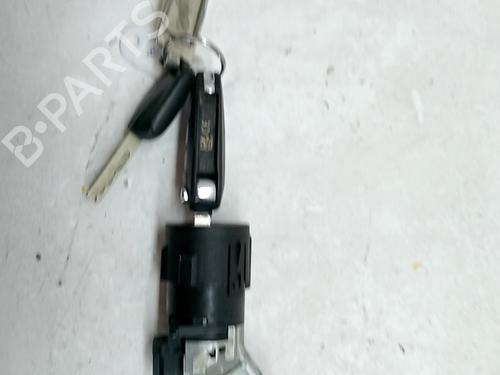 Rattlås /Tenningslås PEUGEOT 208 I (CA_, CC_) 1.2 VTI 82 (82 hp) 31035680