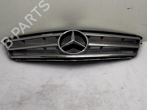 Frontplade/Frontkurv Frontplade/Frontkurv MERCEDES-BENZ C-CLASS (W204) C 200 CDI (204.001) (136 hp) 33769222 33769222