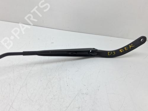 Front windshield wiper arm SMART FORTWO Coupe (453) electric drive / EQ (453.391) | BP28975300C143 