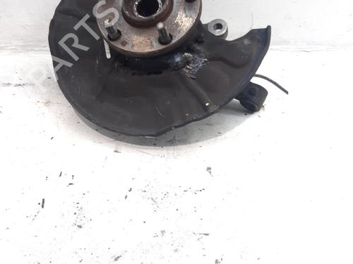 Used Right front steering knuckle Right front steering knuckle TOYOTA COROLLA Verso (ZER_, ZZE12_, R1_) 2.2 D-4D (AUR10_, AUR10R) (136 hp) 36386106 36386106