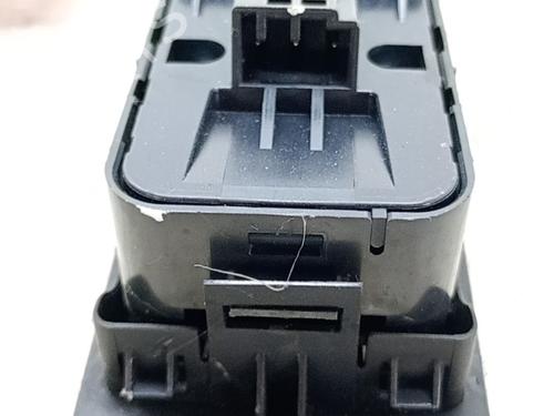 Left front window switch LAND ROVER DISCOVERY SPORT (L550) 2.0 D 4x4 | BP36539619I27 - Image 2