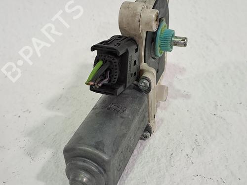Left front window motor MERCEDES-BENZ C-CLASS (W203) C 180 Kompressor (203.046) | BP23978228E21 
