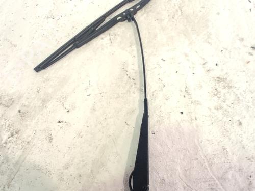 front-windshield-wiper-arm-suzuki-vitara-et-ta-td-1988-1989-1990-1991-1992-1993-1994-1995-1996-1997-1998-1999-2000-2001-2002-32257527 main image
